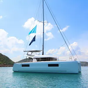 2023 Lagoon 40