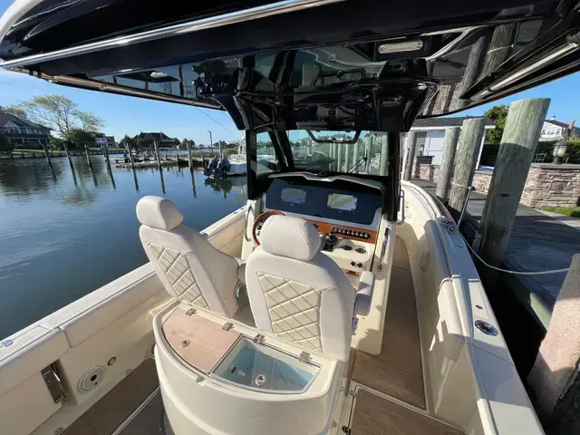 Chris Craft Catalina 30