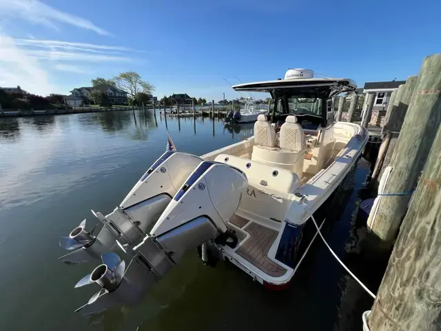 Chris Craft Catalina 30