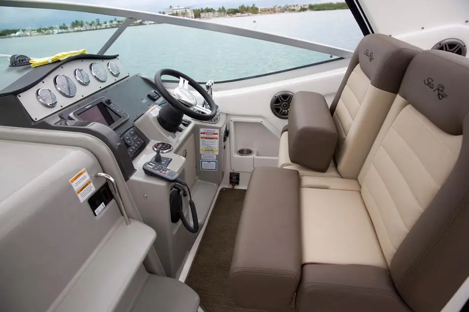 2014 Sea Ray 33