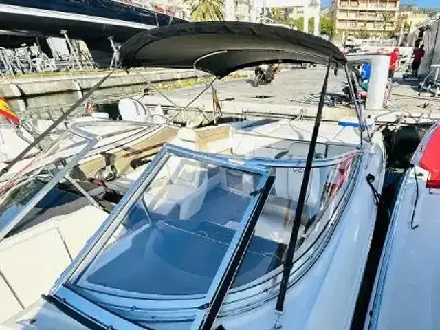 Sea Ray 230 Select