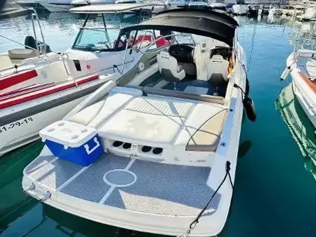 Sea Ray 230 Select