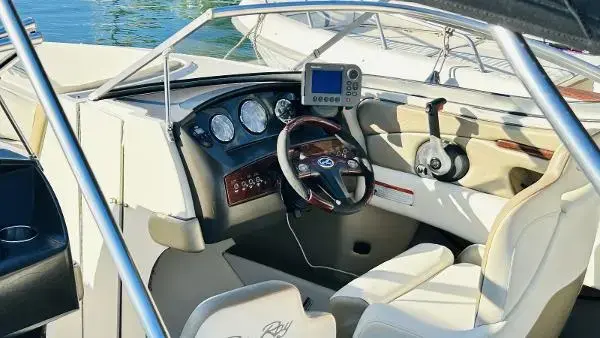 2006 Sea Ray 230 select