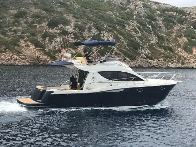 Sessa Dorado 32