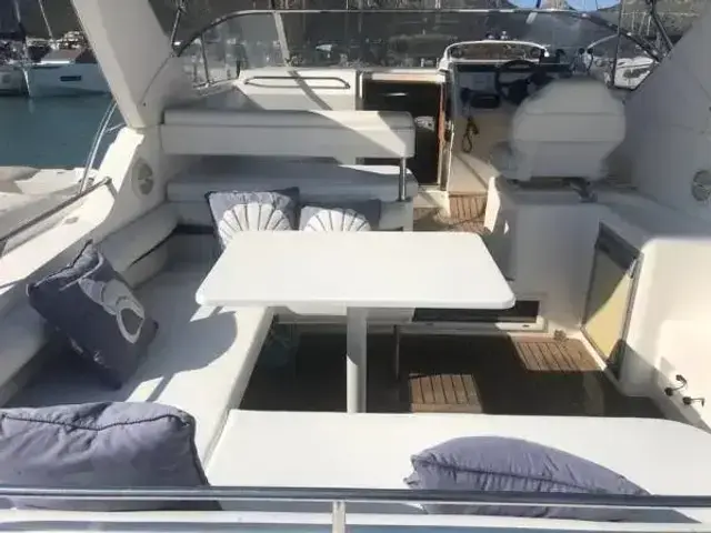 Fairline 31