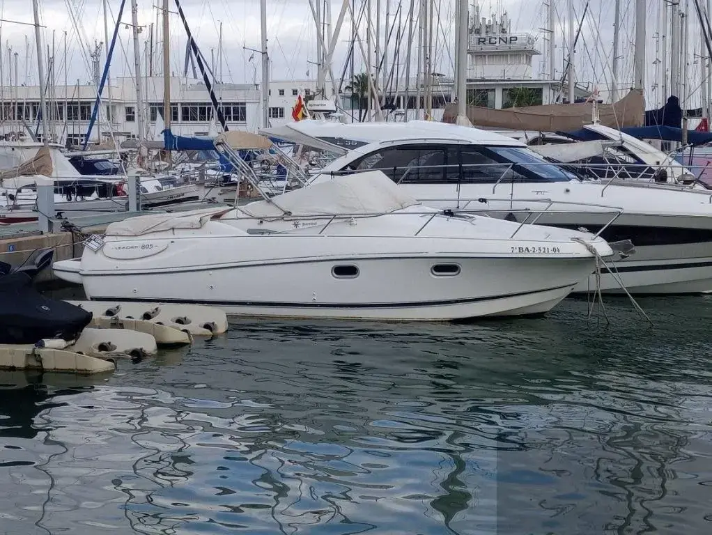 2004 Jeanneau leader 805