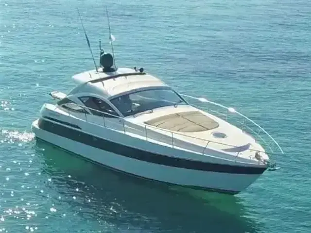 Pershing 43