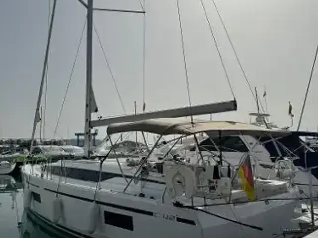 Bavaria C42