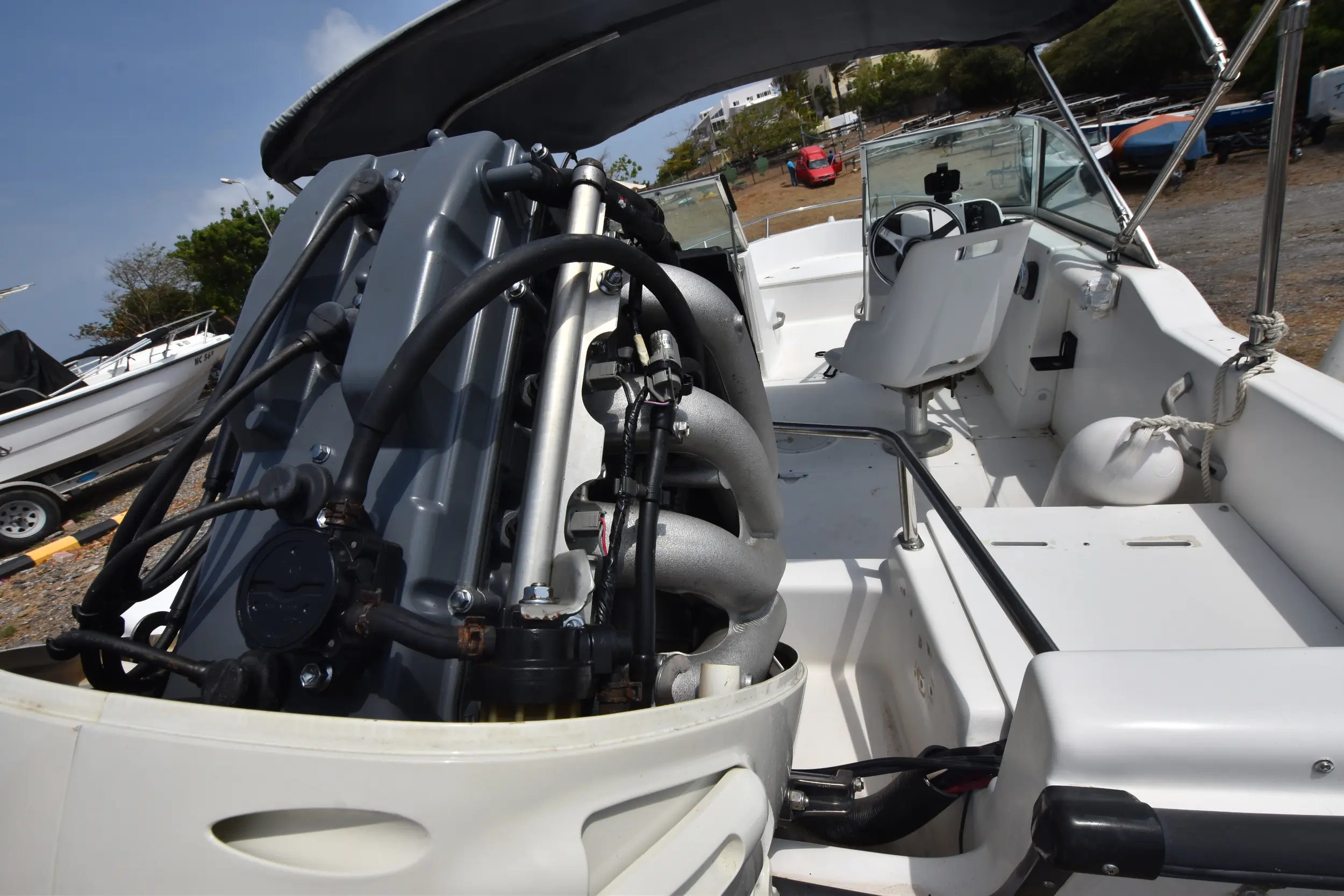 1997 Boston Whaler dauntless 17