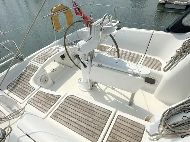 Beneteau Oceanis Clipper 373