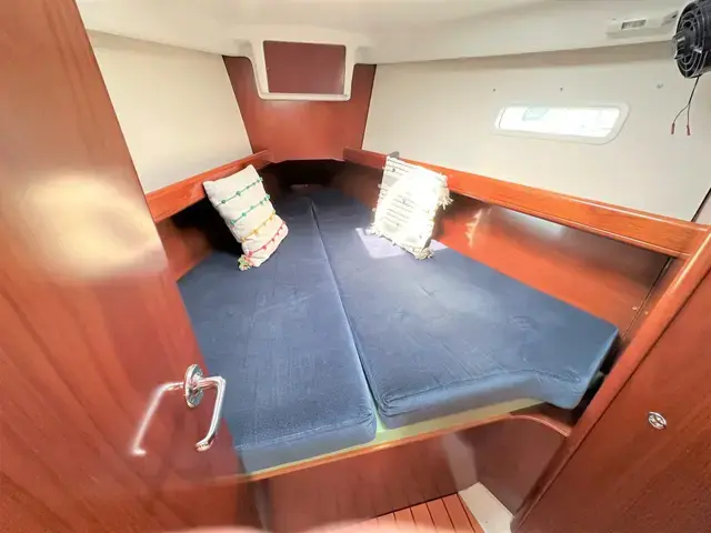 Beneteau Oceanis Clipper 373