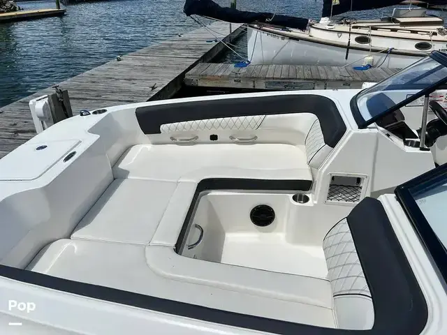 Bayliner DX2200