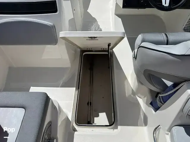 Bayliner Dx2200