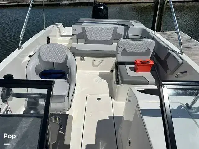 Bayliner Dx2200