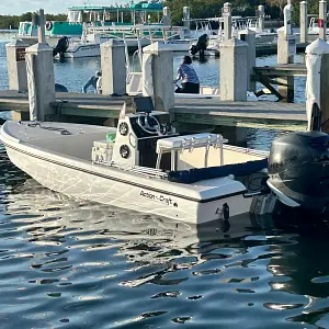 2001 Action Marine 21' Coastline Tournament Edition