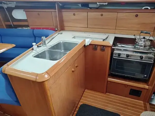 Jeanneau Sun Odyssey 37