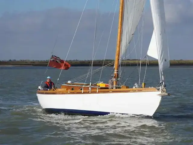 Harrison Butler Sloop 30