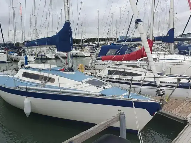 Oyster SJ30 for sale in United Kingdom for £8,950 ($11,561)
