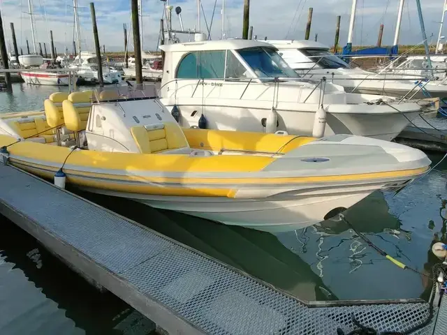 Scorpion Boats Sting RR880 RIB