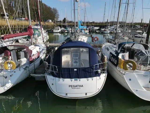 Bavaria 33 Cruiser