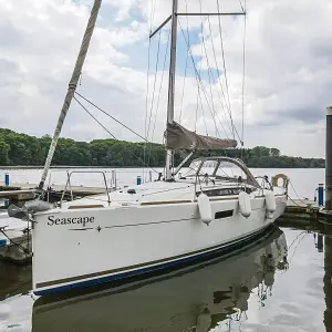 2016 Jeanneau Sun Odyssey 349