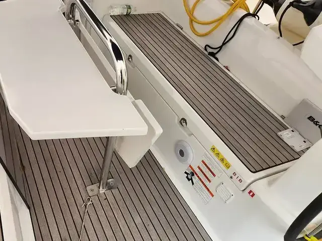 Beneteau Oceanis 30.1