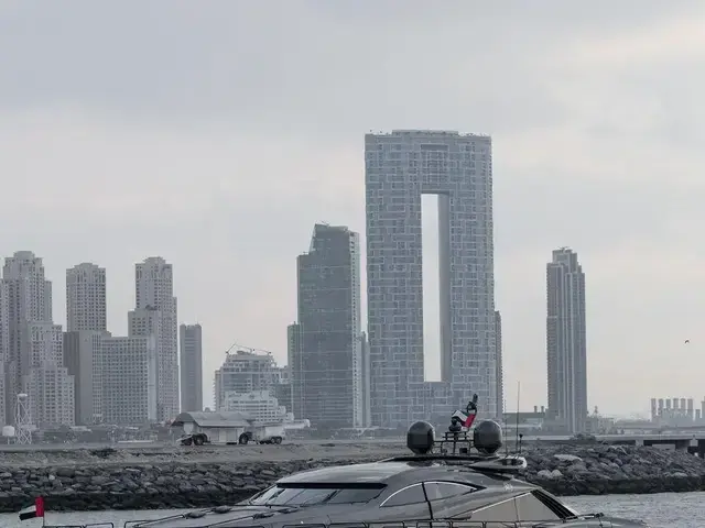 Sunseeker Predator 95