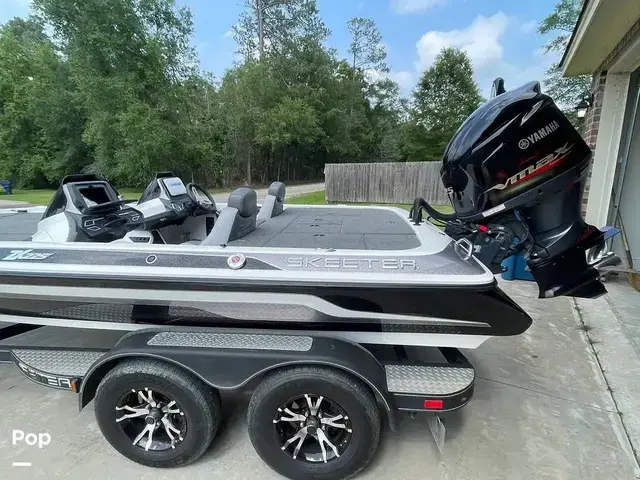 Skeeter Zx 225