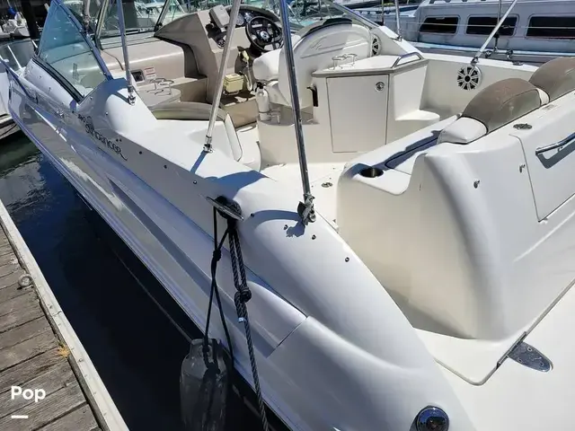 Sea Ray 240 Sundancer