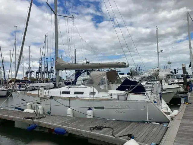 Beneteau Oceanis Clipper 373