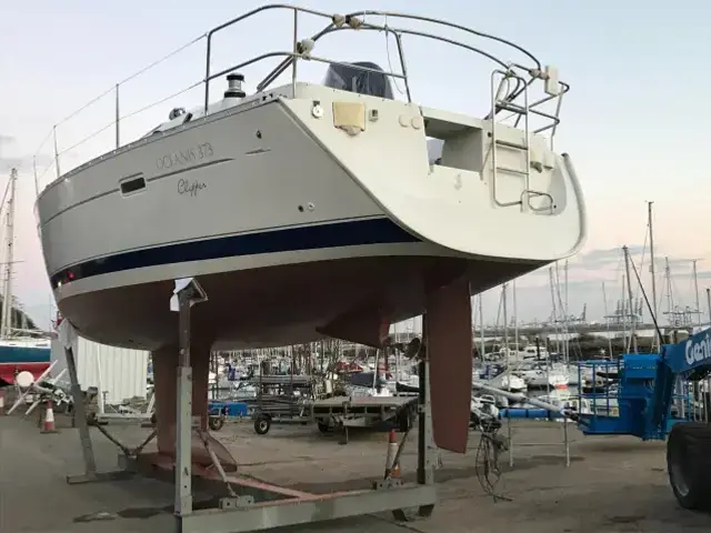 Beneteau Oceanis Clipper 373