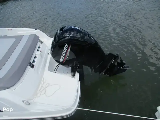 Bayliner Vr6