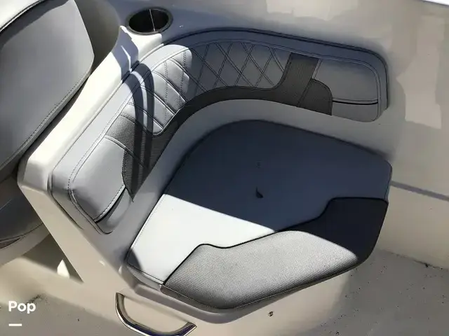 Bayliner Vr6