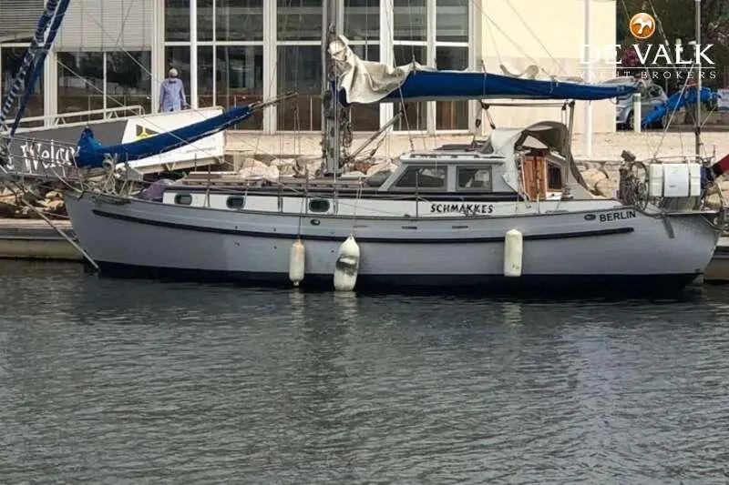 1979 Tayana 37 pilothouse