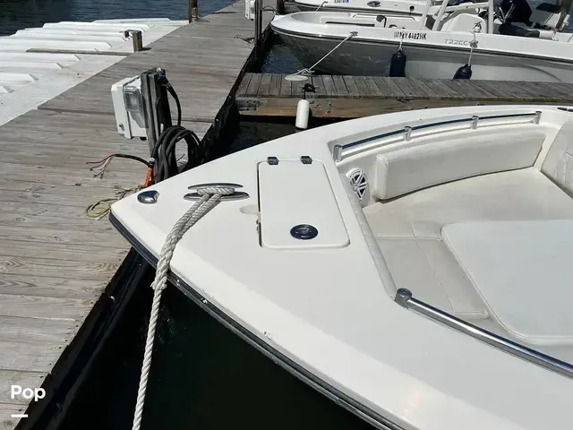 Cobia 220 Dc