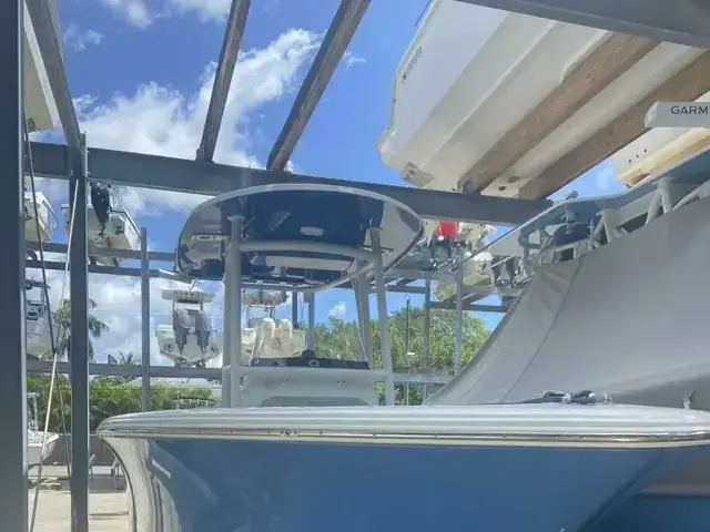 Sportsman Open 232 Center Console