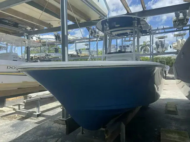 Sportsman Open 232 Center Console