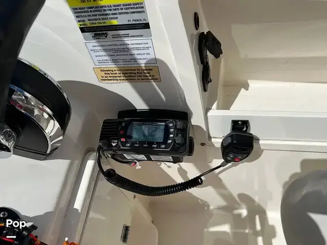 Cobia 220 Dc