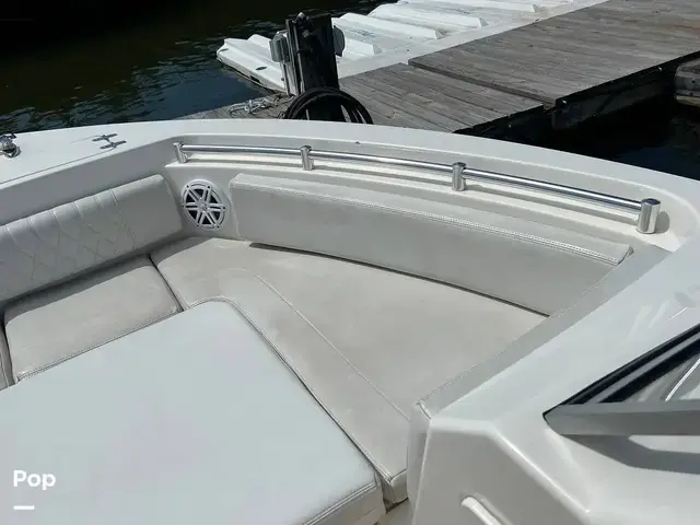 Cobia 220 Dc