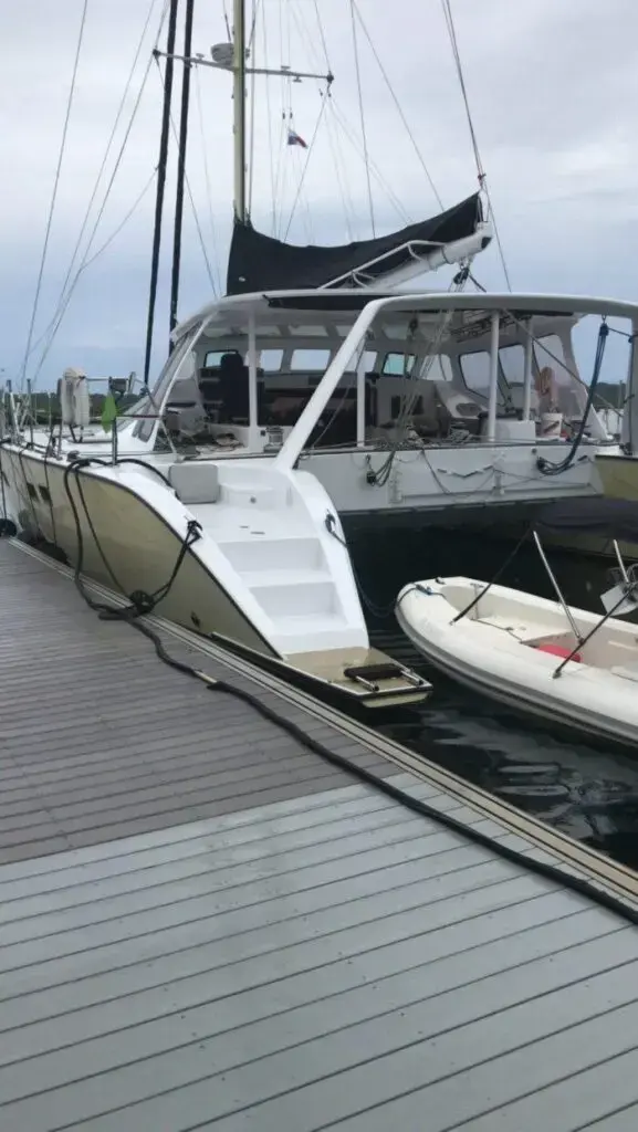 1989 Lagoon 55