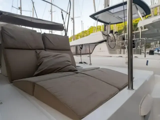 Fountaine Pajot Orana 44