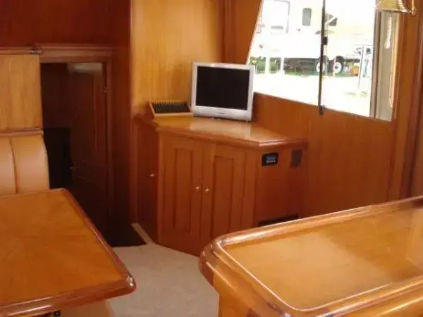 2005 Ocean 45 classico aft cabin