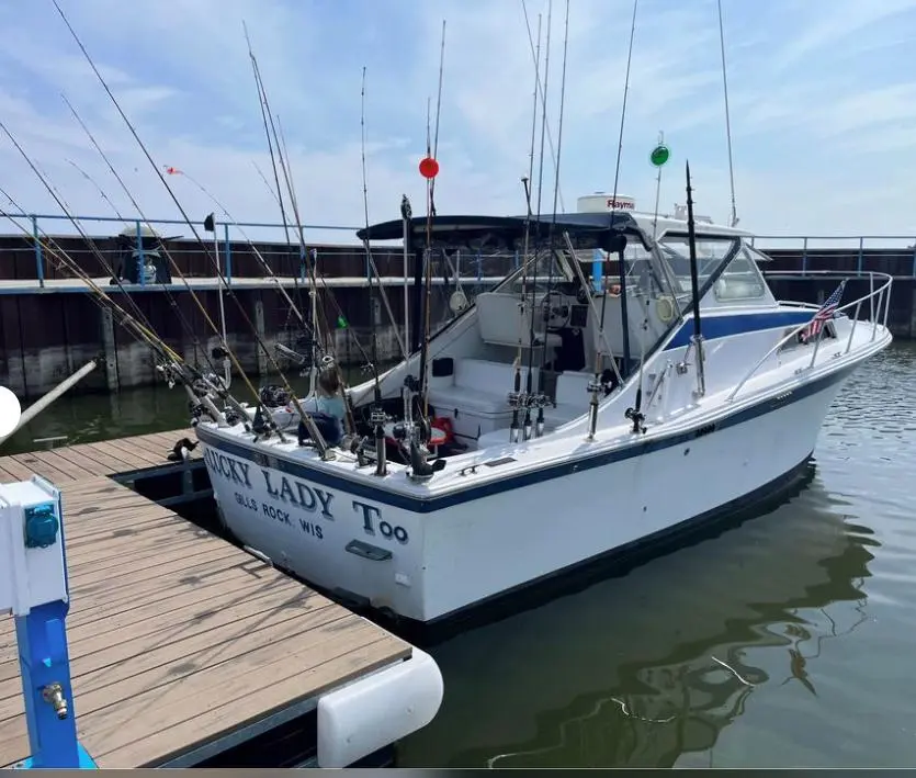 1973 Uniflite 28 salty dog