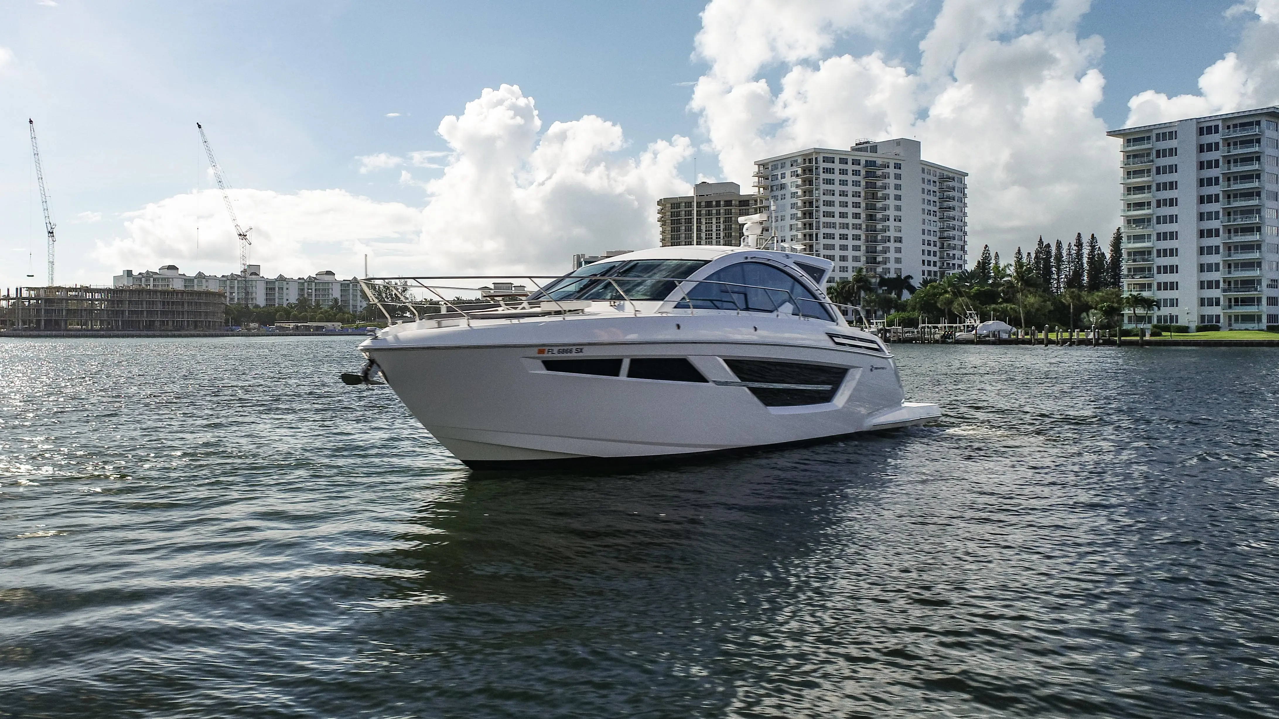 2021 Cruisers 50 cantius