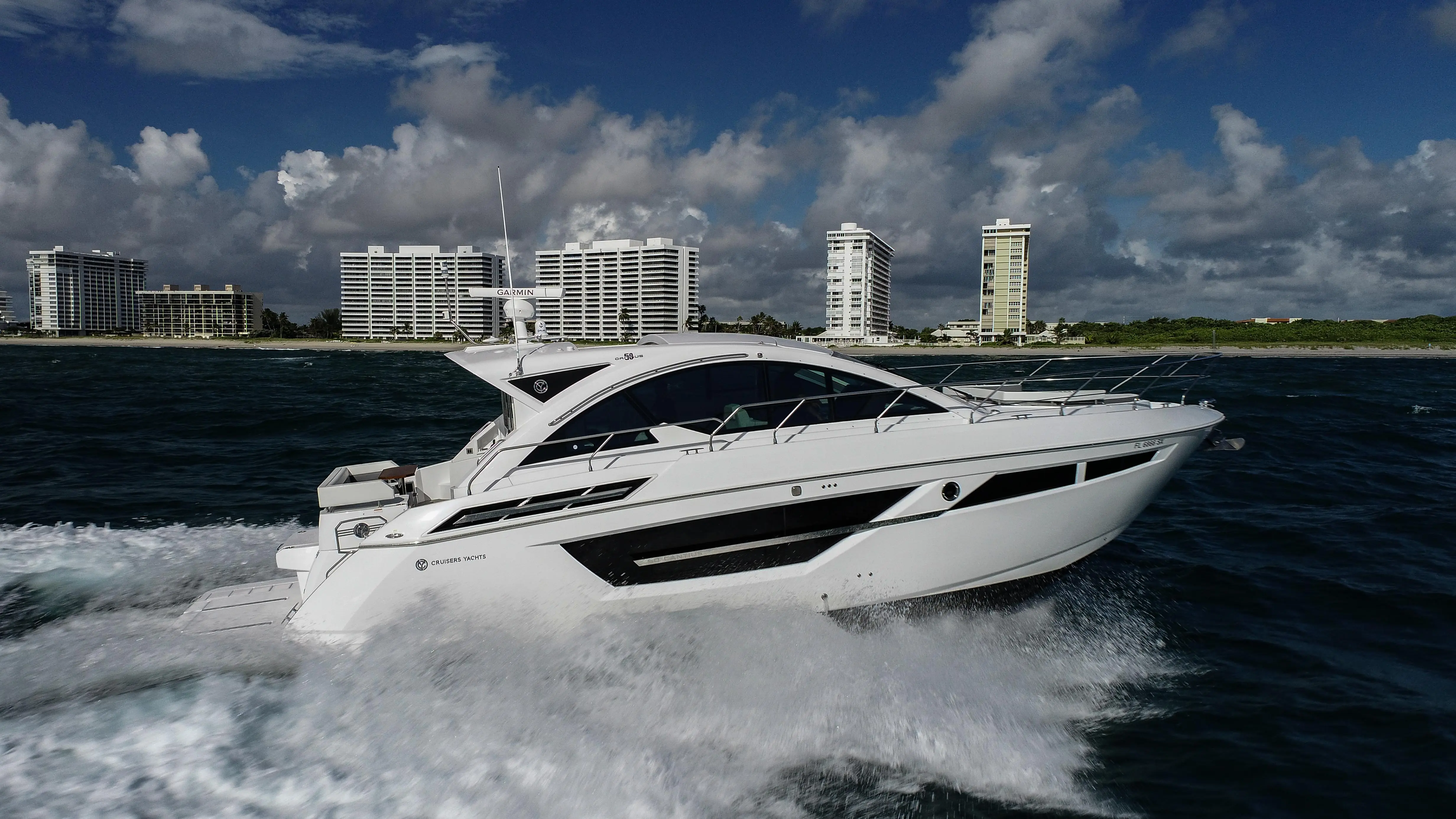 2021 Cruisers 50 cantius