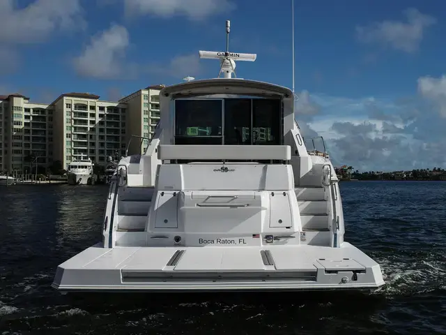 Cruisers Yachts 50'