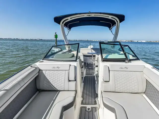 Sea Ray 270 SDX-OB