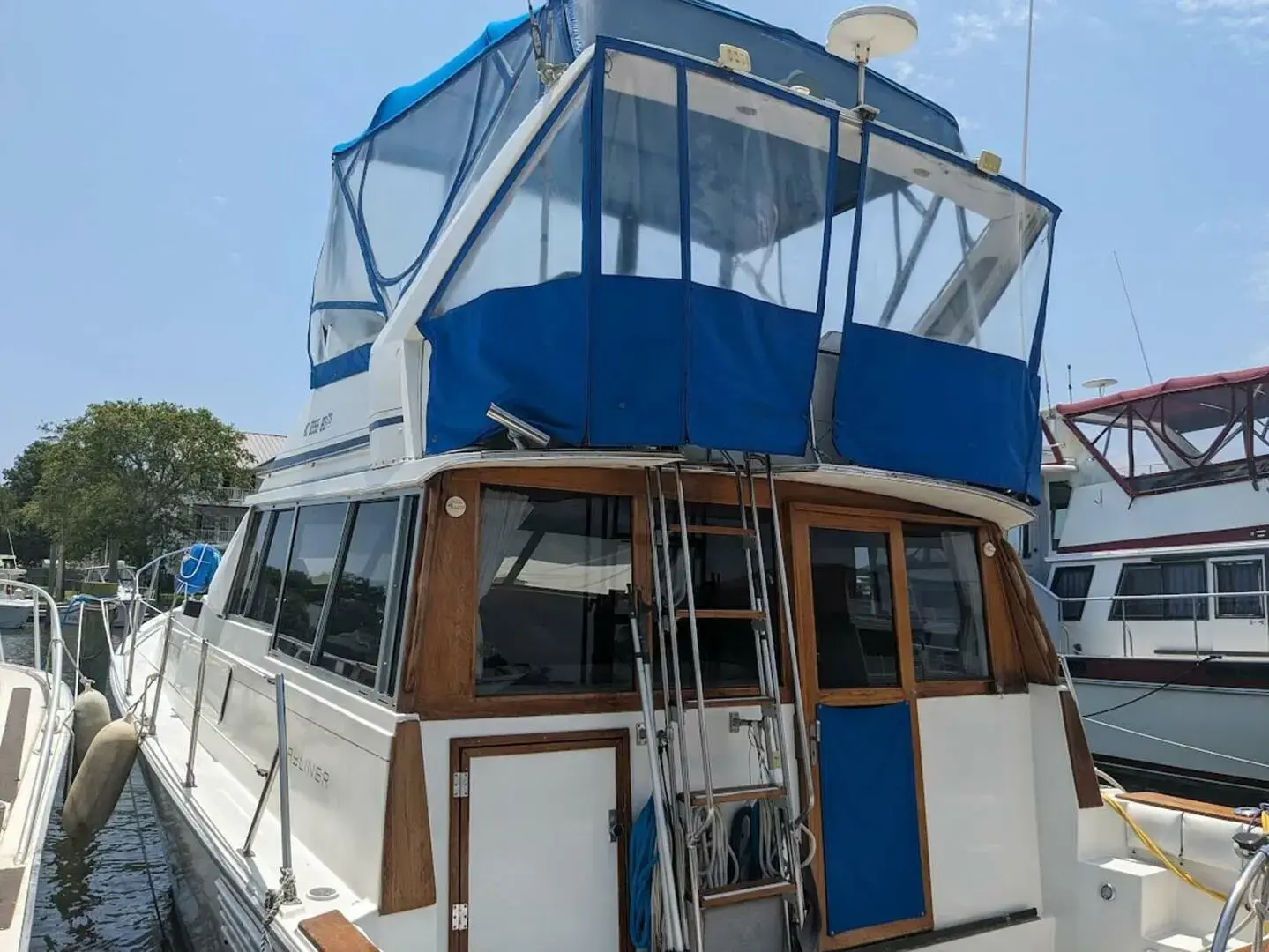 1987 Bayliner 3870