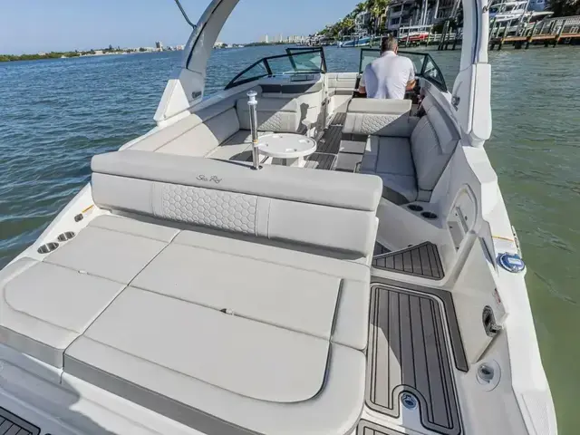 Sea Ray 270 SDX-OB