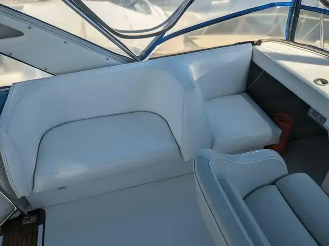 Bayliner 3870